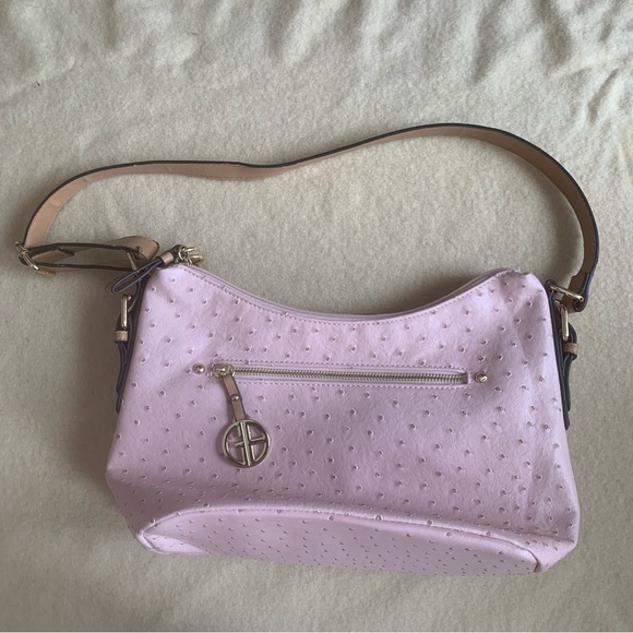 Giani Bernini vegan Ostrich shoulder bag. - Picture 1 of 9